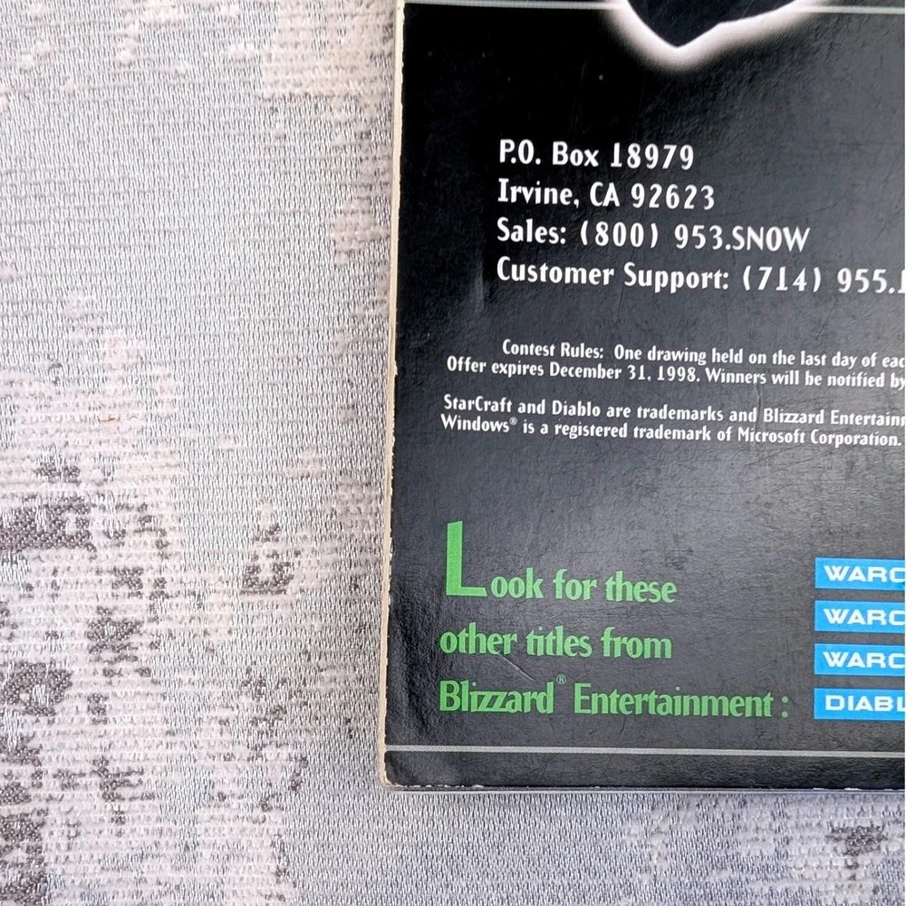 Vintage 1998 StarCraft PC Game Manual Blizzard Entertainment Windows Mac RTS